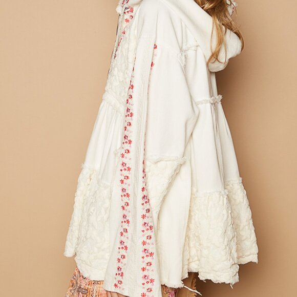 Just In! Pol Embroider and Lace Denim Jacket NWT Sz S-L - Picture 3 of 5